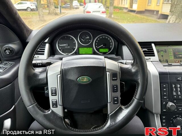 Белый Ленд Ровер Рендж Ровер, объемом двигателя 3 л и пробегом 22800 тыс. км за 7450 $, фото 1 на Automoto.ua