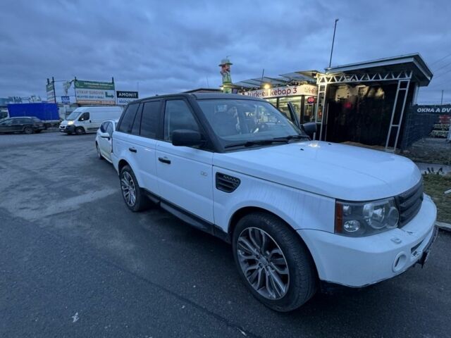 Белый Ленд Ровер Рендж Ровер, объемом двигателя 0 л и пробегом 260 тыс. км за 7338 $, фото 7 на Automoto.ua