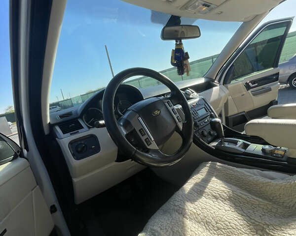 Белый Ленд Ровер Рендж Ровер, объемом двигателя 3.63 л и пробегом 296 тыс. км за 12500 $, фото 27 на Automoto.ua