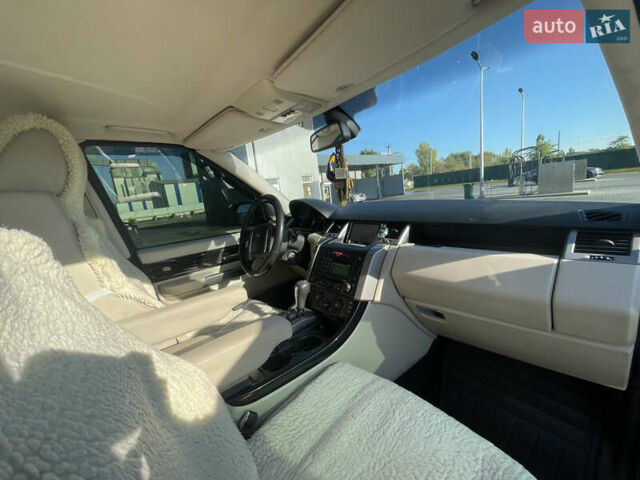 Белый Ленд Ровер Рендж Ровер, объемом двигателя 3.63 л и пробегом 296 тыс. км за 12500 $, фото 24 на Automoto.ua