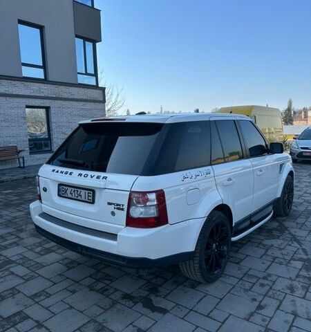 Білий Ленд Ровер Рендж Ровер, об'ємом двигуна 2.7 л та пробігом 264 тис. км за 10900 $, фото 2 на Automoto.ua