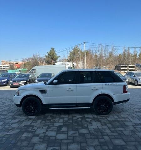 Білий Ленд Ровер Рендж Ровер, об'ємом двигуна 2.7 л та пробігом 264 тис. км за 10900 $, фото 5 на Automoto.ua