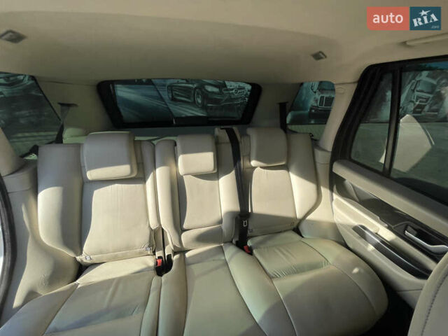 Белый Ленд Ровер Рендж Ровер, объемом двигателя 3.63 л и пробегом 296 тыс. км за 12500 $, фото 28 на Automoto.ua