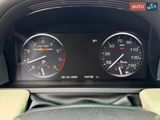 Белый Ленд Ровер Рендж Ровер, объемом двигателя 5 л и пробегом 183 тыс. км за 16500 $, фото 17 на Automoto.ua