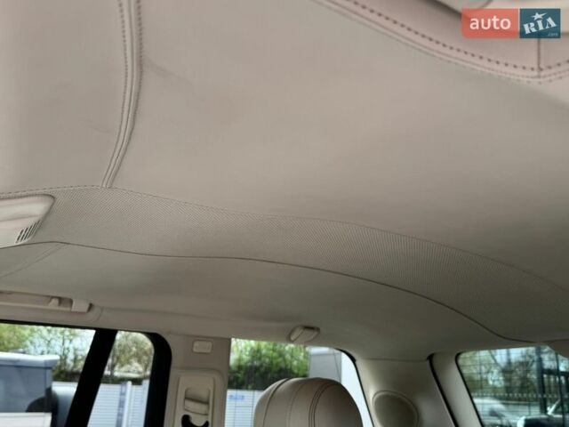 Белый Ленд Ровер Рендж Ровер, объемом двигателя 5 л и пробегом 183 тыс. км за 16500 $, фото 32 на Automoto.ua