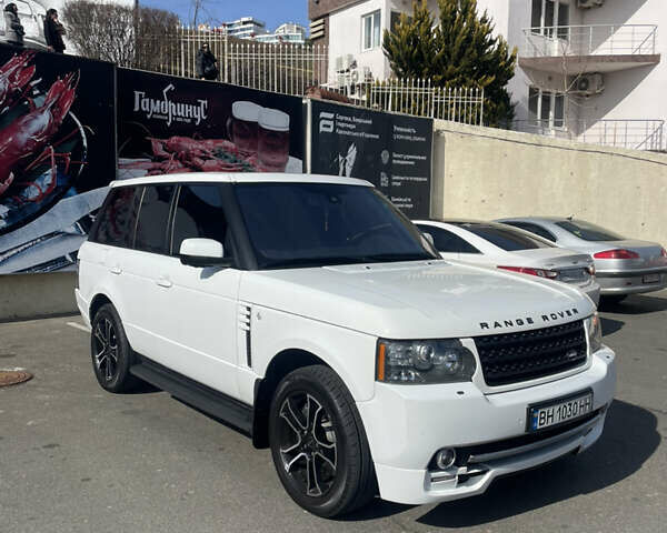 Белый Ленд Ровер Рендж Ровер, объемом двигателя 4.37 л и пробегом 324 тыс. км за 24900 $, фото 1 на Automoto.ua