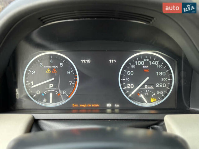 Белый Ленд Ровер Рендж Ровер, объемом двигателя 5 л и пробегом 177 тыс. км за 14000 $, фото 25 на Automoto.ua