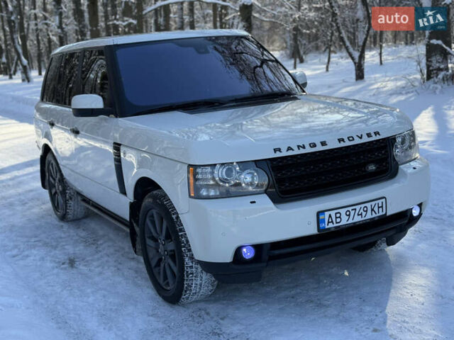 Білий Ленд Ровер Рендж Ровер, об'ємом двигуна 5 л та пробігом 179 тис. км за 16499 $, фото 10 на Automoto.ua