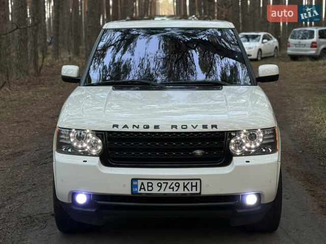 Белый Ленд Ровер Рендж Ровер, объемом двигателя 5 л и пробегом 177 тыс. км за 17000 $, фото 9 на Automoto.ua