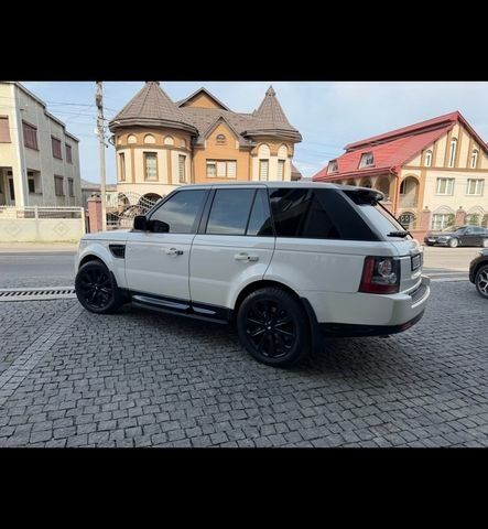 Білий Ленд Ровер Рендж Ровер, об'ємом двигуна 2.99 л та пробігом 180 тис. км за 12500 $, фото 9 на Automoto.ua