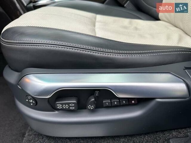 Білий Ленд Ровер Рендж Ровер, об'ємом двигуна 5 л та пробігом 100 тис. км за 25999 $, фото 32 на Automoto.ua