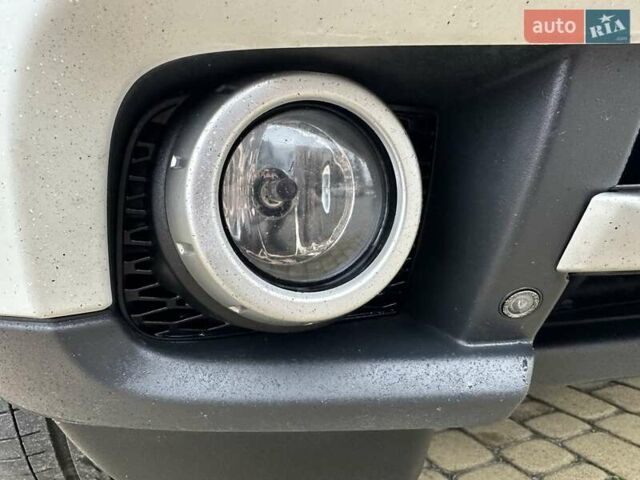 Білий Ленд Ровер Рендж Ровер, об'ємом двигуна 5 л та пробігом 100 тис. км за 23800 $, фото 75 на Automoto.ua