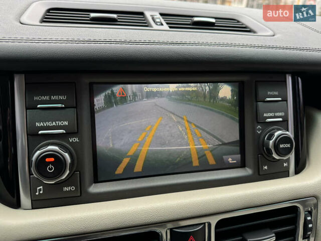 Белый Ленд Ровер Рендж Ровер, объемом двигателя 5 л и пробегом 270 тыс. км за 11999 $, фото 87 на Automoto.ua