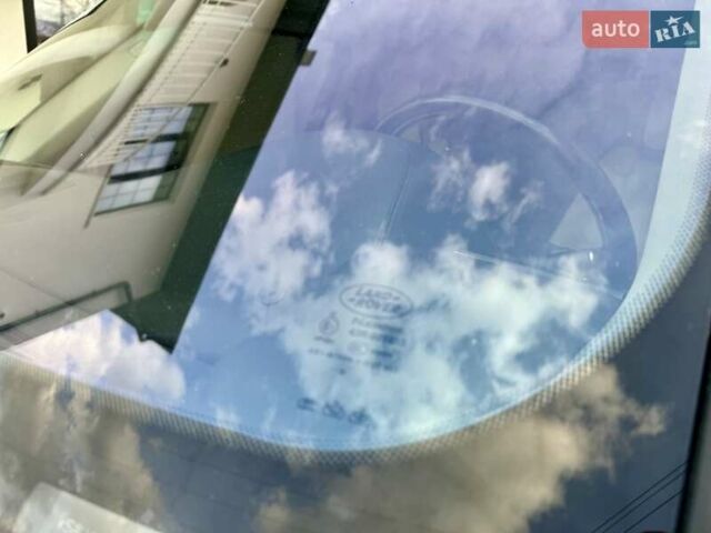 Білий Ленд Ровер Рендж Ровер, об'ємом двигуна 3.63 л та пробігом 226 тис. км за 17800 $, фото 14 на Automoto.ua