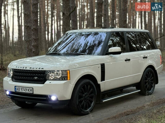 Белый Ленд Ровер Рендж Ровер, объемом двигателя 5 л и пробегом 177 тыс. км за 17000 $, фото 11 на Automoto.ua