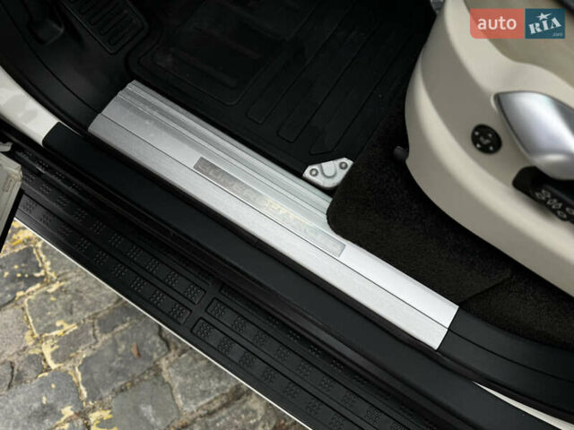 Белый Ленд Ровер Рендж Ровер, объемом двигателя 5 л и пробегом 270 тыс. км за 11999 $, фото 49 на Automoto.ua