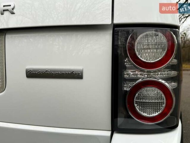 Білий Ленд Ровер Рендж Ровер, об'ємом двигуна 5 л та пробігом 100 тис. км за 23800 $, фото 29 на Automoto.ua