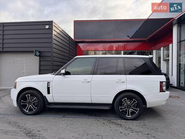 Белый Ленд Ровер Рендж Ровер, объемом двигателя 4.37 л и пробегом 328 тыс. км за 21900 $, фото 3 на Automoto.ua
