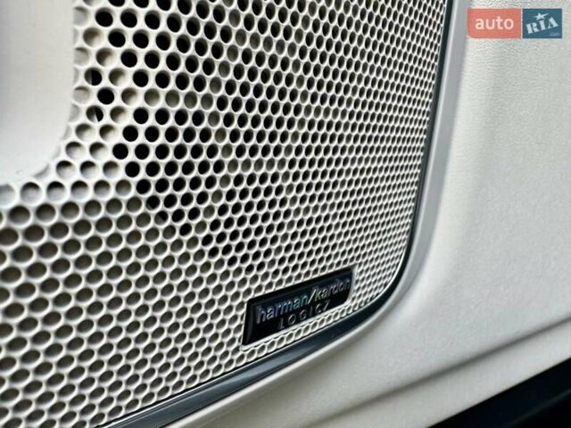 Білий Ленд Ровер Рендж Ровер, об'ємом двигуна 3.63 л та пробігом 226 тис. км за 17800 $, фото 43 на Automoto.ua