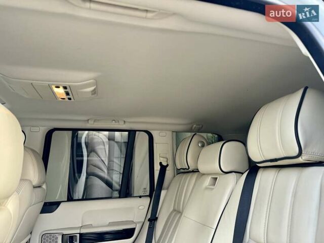 Білий Ленд Ровер Рендж Ровер, об'ємом двигуна 3.63 л та пробігом 226 тис. км за 17800 $, фото 56 на Automoto.ua