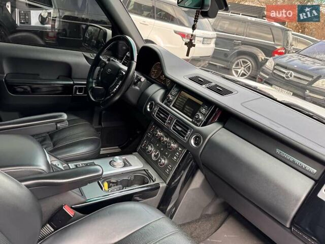 Белый Ленд Ровер Рендж Ровер, объемом двигателя 4.37 л и пробегом 328 тыс. км за 21900 $, фото 15 на Automoto.ua