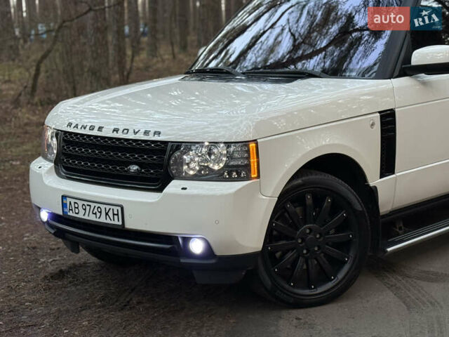 Белый Ленд Ровер Рендж Ровер, объемом двигателя 5 л и пробегом 177 тыс. км за 17000 $, фото 5 на Automoto.ua