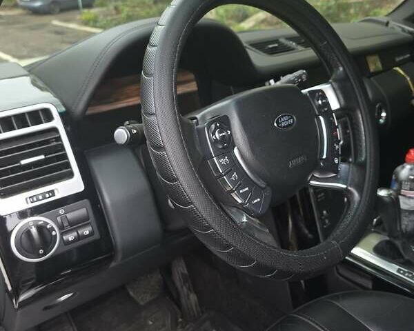 Ленд Ровер Рендж Ровер 2010 в Херсоне на Automoto.ua Белый Ленд Ровер Рендж Ровер, объемом двигателя 3.6 л и пробегом 269 тыс. км за 15300 $, фото 5 на Automoto.ua