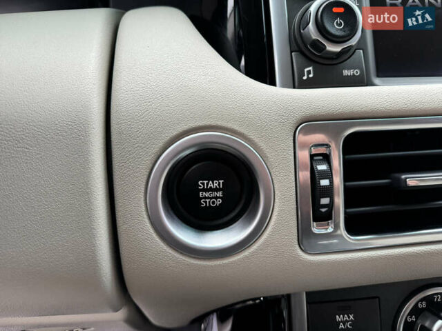 Белый Ленд Ровер Рендж Ровер, объемом двигателя 5 л и пробегом 270 тыс. км за 11999 $, фото 83 на Automoto.ua