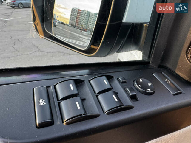 Белый Ленд Ровер Рендж Ровер, объемом двигателя 4.37 л и пробегом 181 тыс. км за 19500 $, фото 35 на Automoto.ua