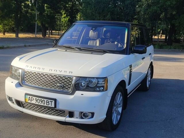 Белый Ленд Ровер Рендж Ровер, объемом двигателя 5 л и пробегом 150 тыс. км за 26000 $, фото 8 на Automoto.ua