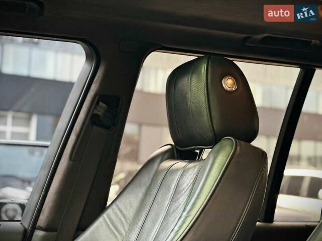 Білий Ленд Ровер Рендж Ровер, об'ємом двигуна 4.37 л та пробігом 300 тис. км за 18800 $, фото 23 на Automoto.ua