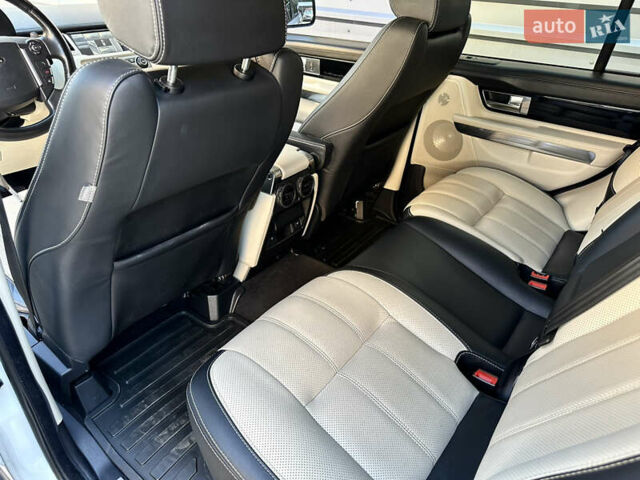 Белый Ленд Ровер Рендж Ровер, объемом двигателя 5 л и пробегом 179 тыс. км за 18000 $, фото 18 на Automoto.ua