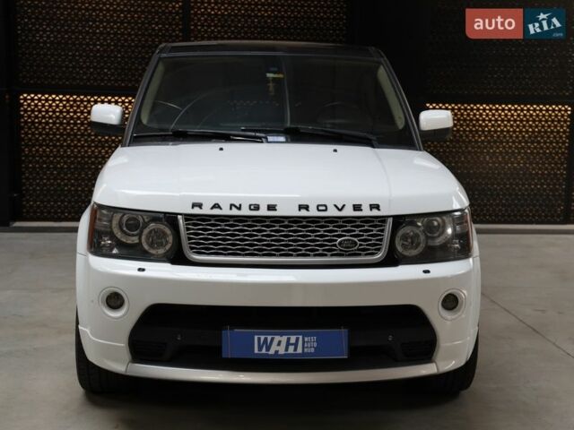 Білий Ленд Ровер Рендж Ровер, об'ємом двигуна 5 л та пробігом 207 тис. км за 21500 $, фото 4 на Automoto.ua