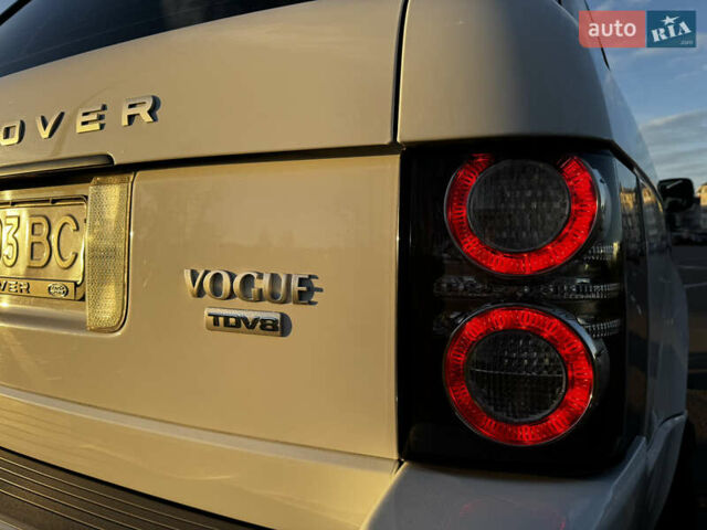 Белый Ленд Ровер Рендж Ровер, объемом двигателя 4.37 л и пробегом 181 тыс. км за 23950 $, фото 8 на Automoto.ua