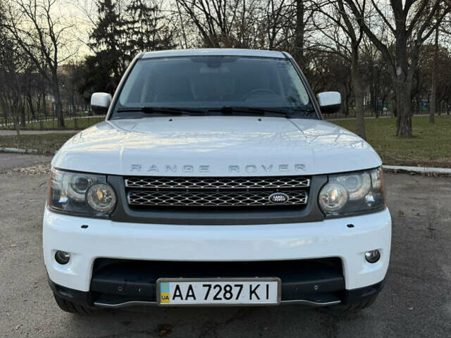 Білий Ленд Ровер Рендж Ровер, об'ємом двигуна 5 л та пробігом 156 тис. км за 15000 $, фото 2 на Automoto.ua