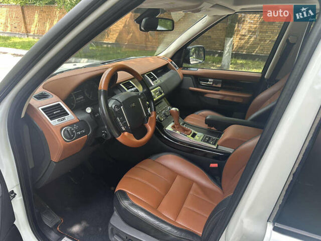 Белый Ленд Ровер Рендж Ровер, объемом двигателя 2.99 л и пробегом 181 тыс. км за 20500 $, фото 22 на Automoto.ua