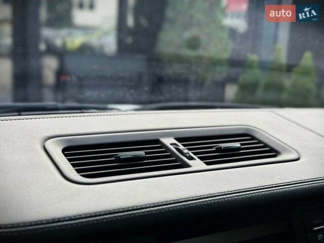 Белый Ленд Ровер Рендж Ровер, объемом двигателя 4.37 л и пробегом 300 тыс. км за 16500 $, фото 36 на Automoto.ua