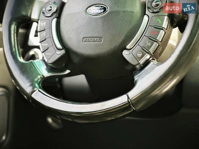 Білий Ленд Ровер Рендж Ровер, об'ємом двигуна 4.37 л та пробігом 300 тис. км за 18800 $, фото 50 на Automoto.ua