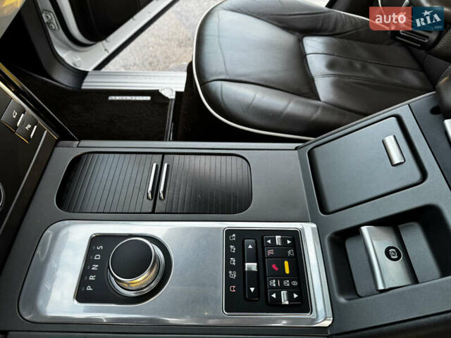 Белый Ленд Ровер Рендж Ровер, объемом двигателя 4.37 л и пробегом 181 тыс. км за 23950 $, фото 40 на Automoto.ua