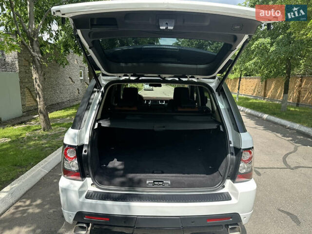 Белый Ленд Ровер Рендж Ровер, объемом двигателя 2.99 л и пробегом 181 тыс. км за 20500 $, фото 21 на Automoto.ua