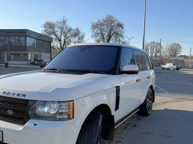 Белый Ленд Ровер Рендж Ровер, объемом двигателя 5 л и пробегом 187 тыс. км за 20999 $, фото 4 на Automoto.ua