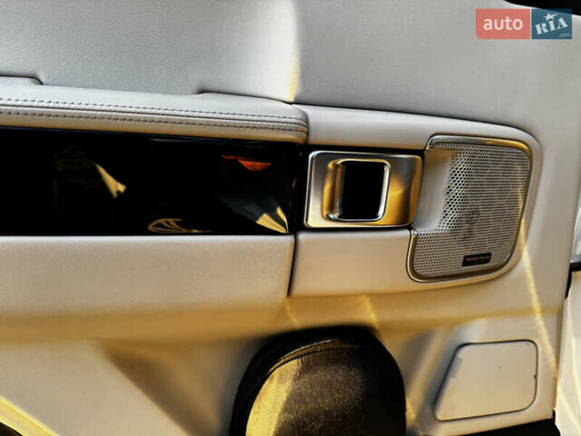 Белый Ленд Ровер Рендж Ровер, объемом двигателя 4.37 л и пробегом 181 тыс. км за 19500 $, фото 30 на Automoto.ua