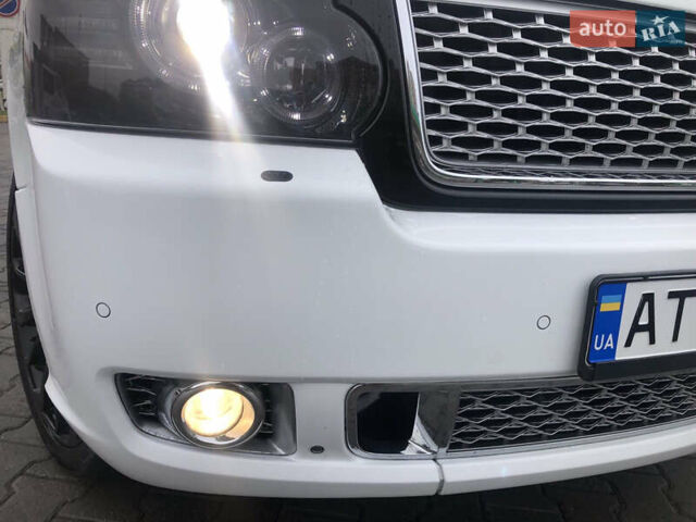 Ленд Ровер Рендж Ровер 2012 в Коломые на Automoto.ua Белый Ленд Ровер Рендж Ровер, объемом двигателя 5 л и пробегом 130 тыс. км за 26500 $, фото 4 на Automoto.ua