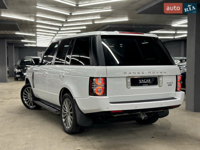 Білий Ленд Ровер Рендж Ровер, об'ємом двигуна 4.37 л та пробігом 126 тис. км за 29000 $, фото 5 на Automoto.ua