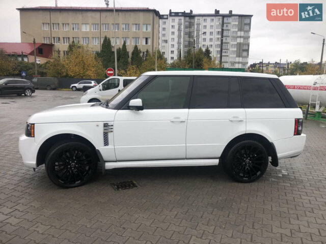 Білий Ленд Ровер Рендж Ровер, об'ємом двигуна 5 л та пробігом 130 тис. км за 23900 $, фото 8 на Automoto.ua