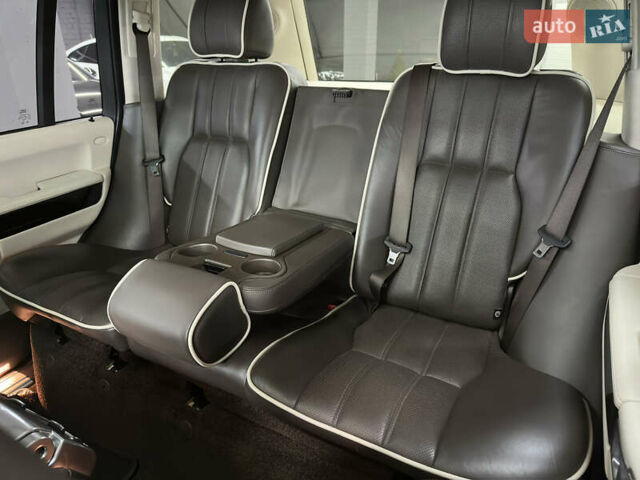 Білий Ленд Ровер Рендж Ровер, об'ємом двигуна 4.37 л та пробігом 126 тис. км за 29000 $, фото 30 на Automoto.ua