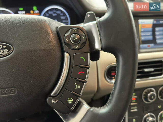 Білий Ленд Ровер Рендж Ровер, об'ємом двигуна 4.37 л та пробігом 126 тис. км за 29000 $, фото 47 на Automoto.ua