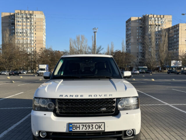 Білий Ленд Ровер Рендж Ровер, об'ємом двигуна 4.37 л та пробігом 219 тис. км за 22500 $, фото 2 на Automoto.ua