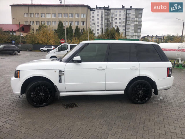 Білий Ленд Ровер Рендж Ровер, об'ємом двигуна 5 л та пробігом 130 тис. км за 23900 $, фото 8 на Automoto.ua