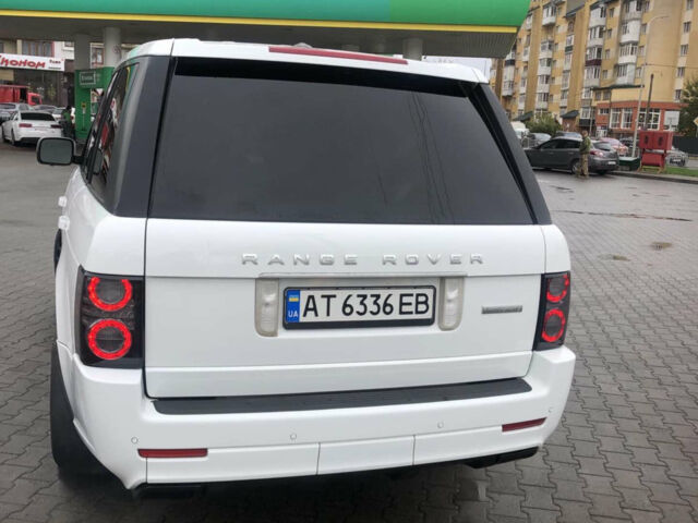 Білий Ленд Ровер Рендж Ровер, об'ємом двигуна 5 л та пробігом 130 тис. км за 23900 $, фото 9 на Automoto.ua
